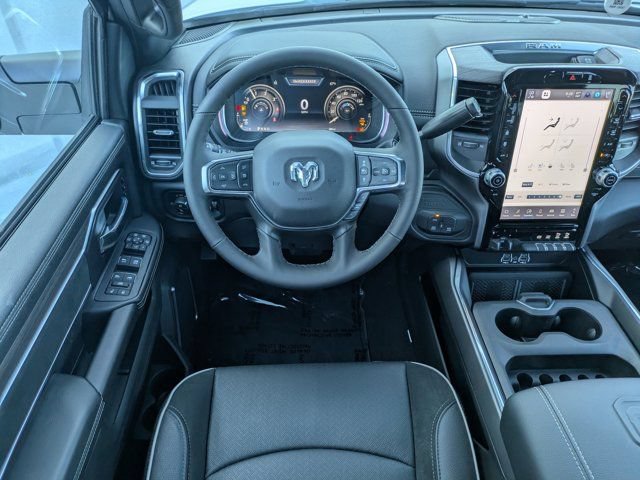 Used 2026 RAM 3500 Laramie AWD/4WD image 14