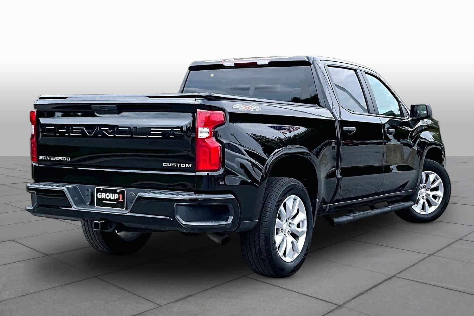 Used 2021 Chevrolet Silverado 1500 Custom AWD/4WD image 13