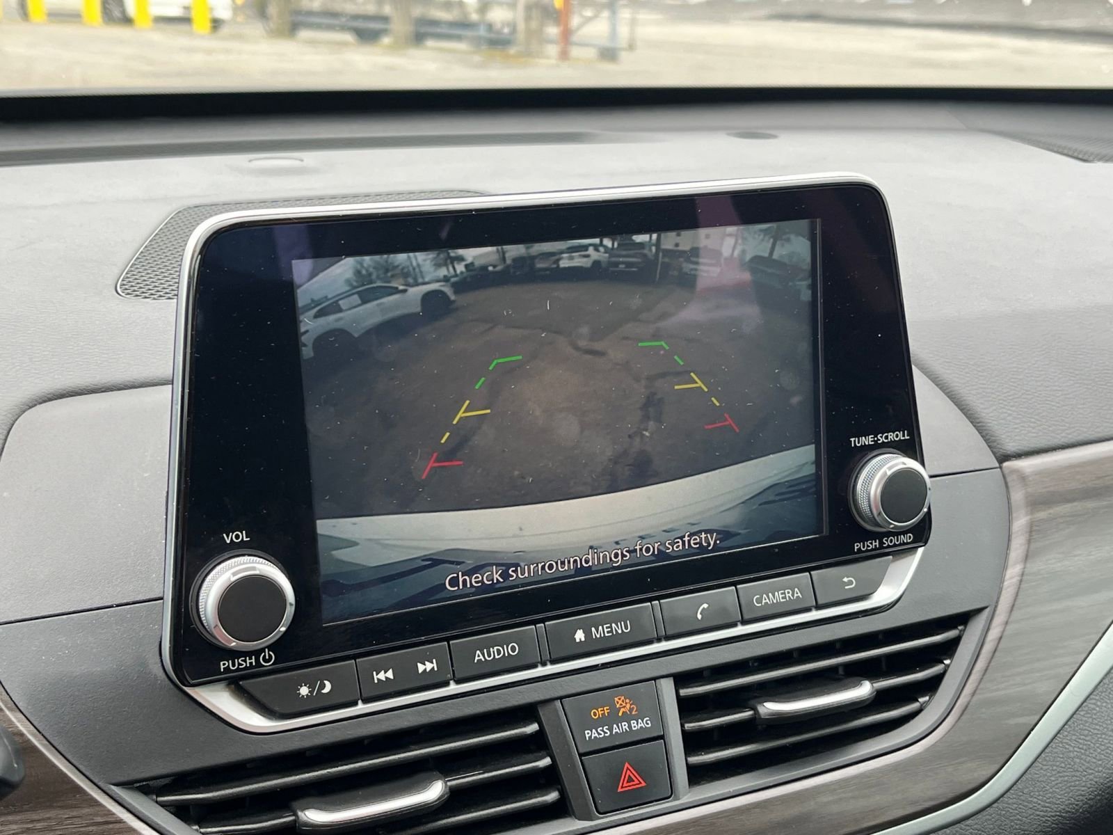 Used 2025 Nissan Altima 2.5 SV FWD image 23