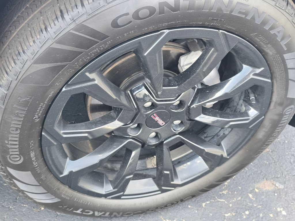 Used 2026 GMC Terrain Elevation w/ Elevation Premium Package AWD/4WD image 18