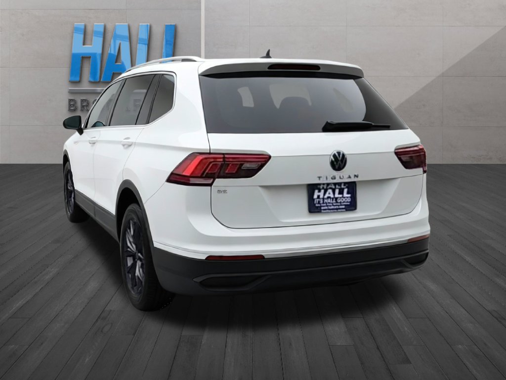 Certified 2023 Volkswagen Tiguan SE FWD image 5