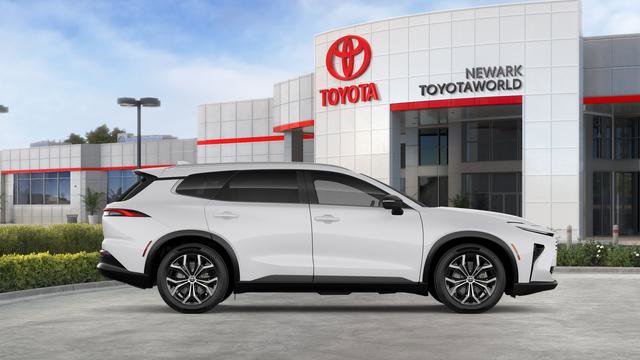 New 2026 Toyota Crown Signia AWD/4WD image 5