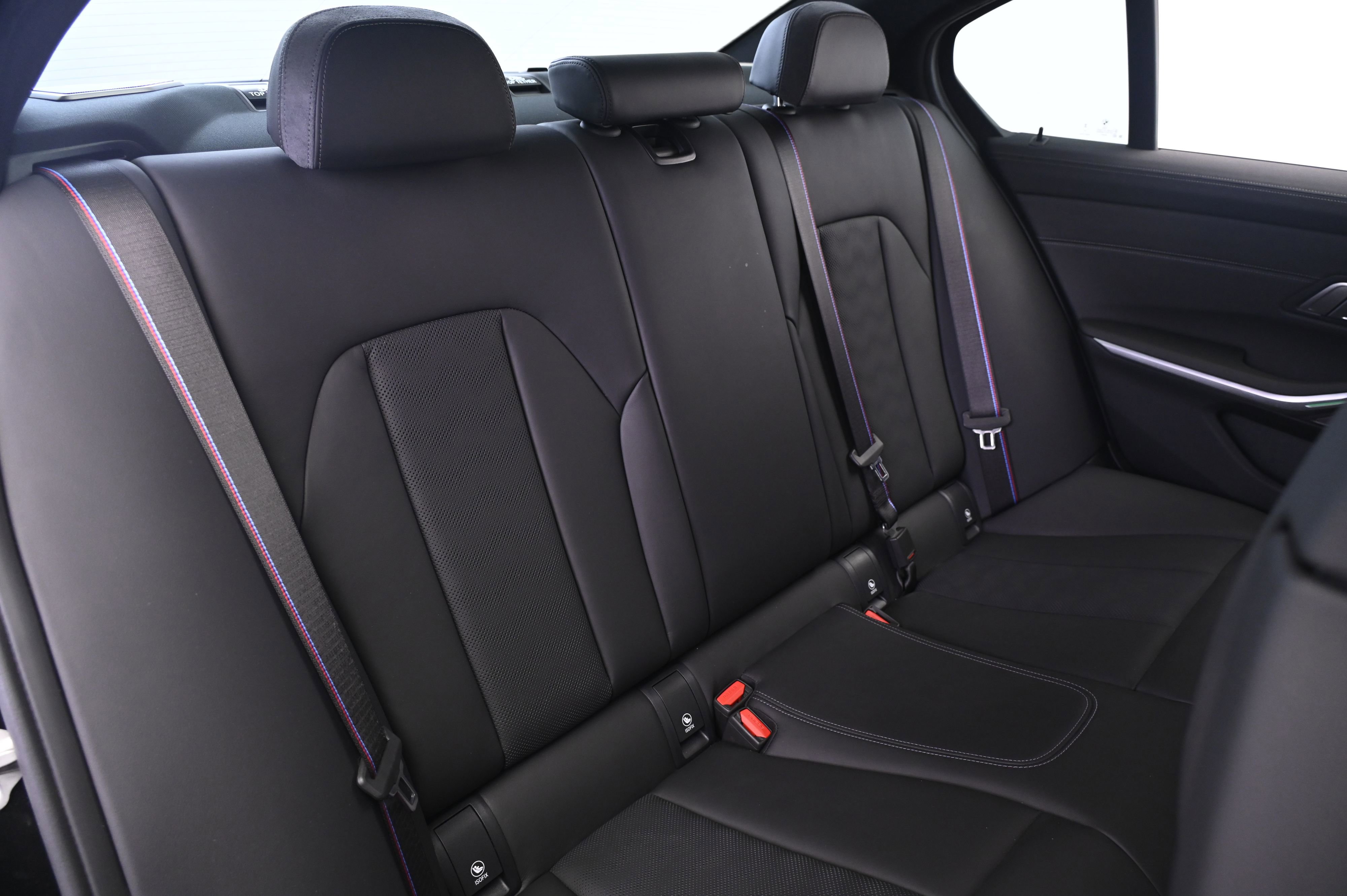 Used 2025 BMW M3 Competition w/ Executive Package image 19