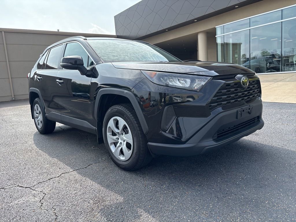 Used 2019 Toyota RAV4 LE w/ All Weather Liner Package AWD/4WD image 3
