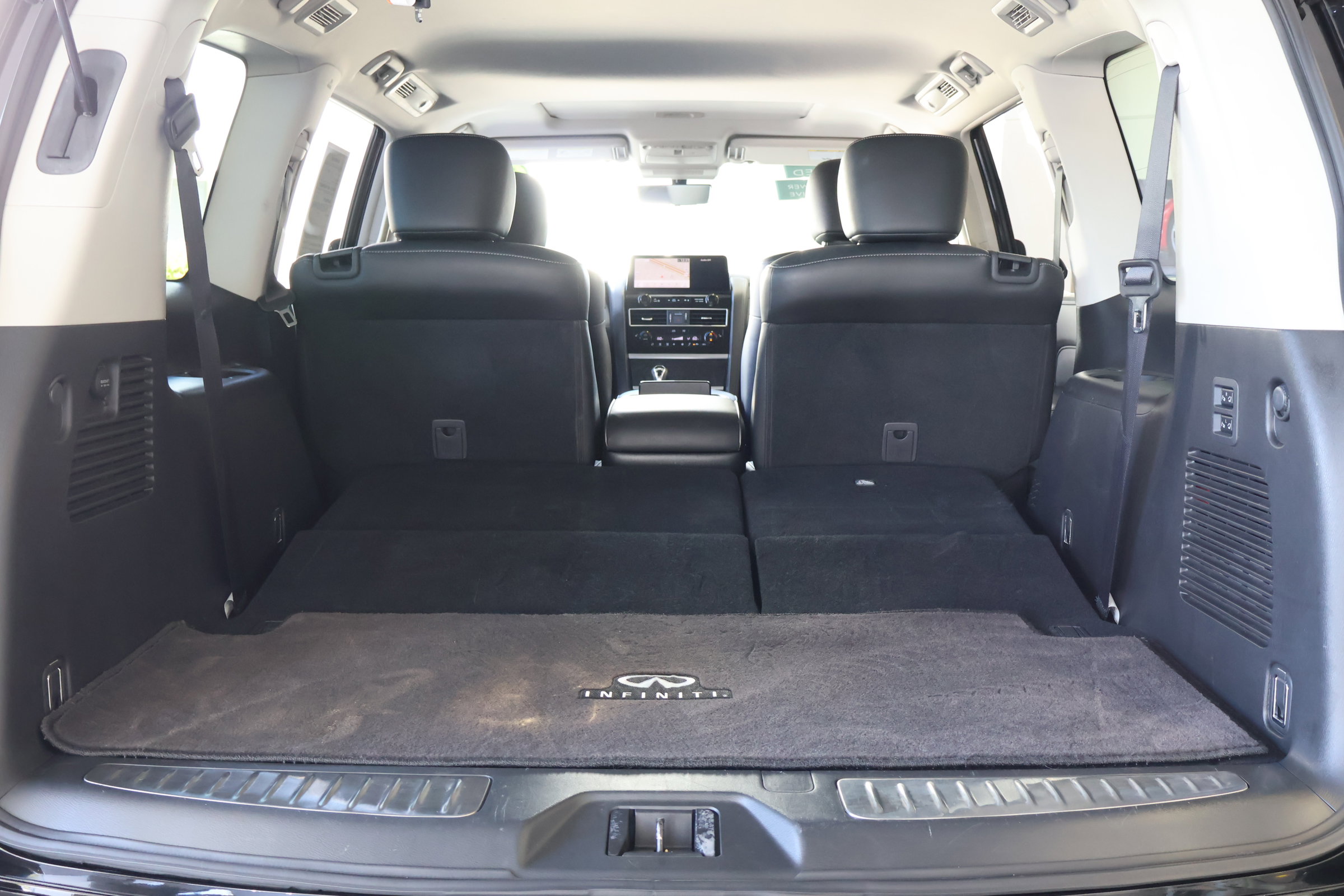 Certified 2022 INFINITI QX80 Luxe w/ Cargo Package image 21