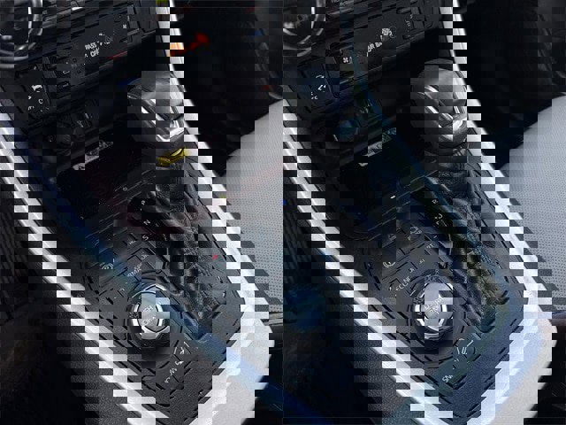 Used 2023 Toyota RAV4 Limited image 20