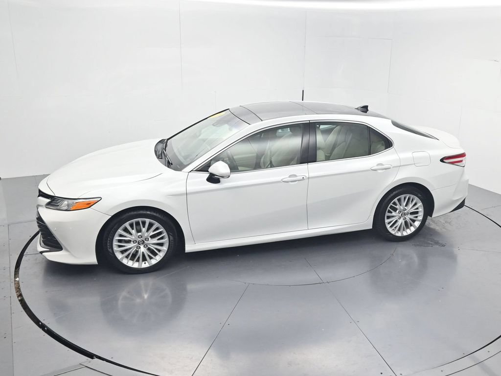 Used 2018 Toyota Camry XLE FWD image 47