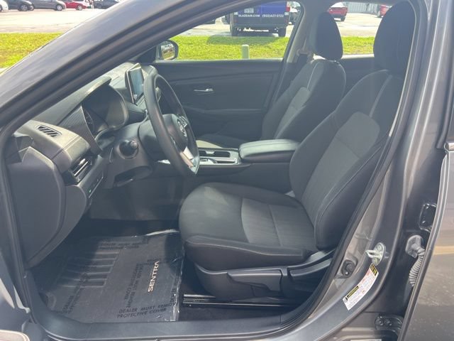 Used 2024 Nissan Sentra SV FWD image 7