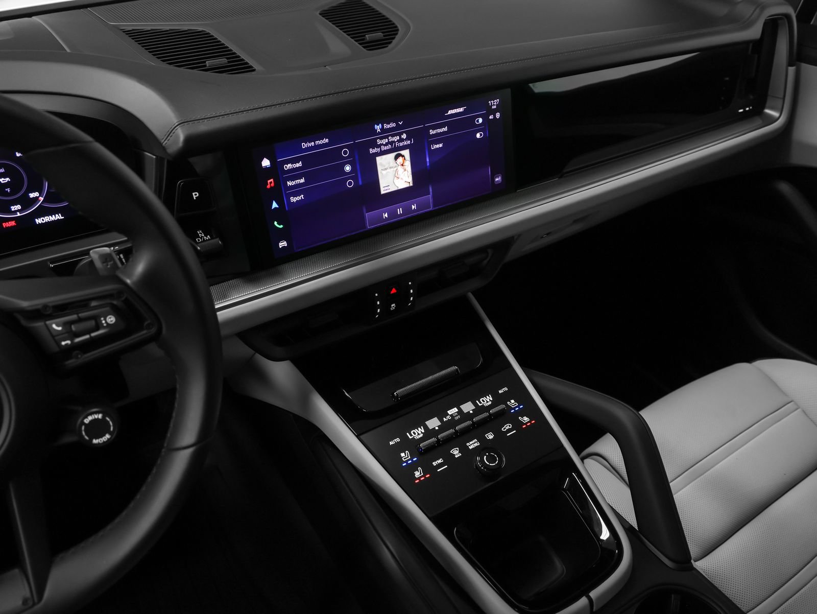 Certified 2026 Porsche Cayenne AWD/4WD image 34