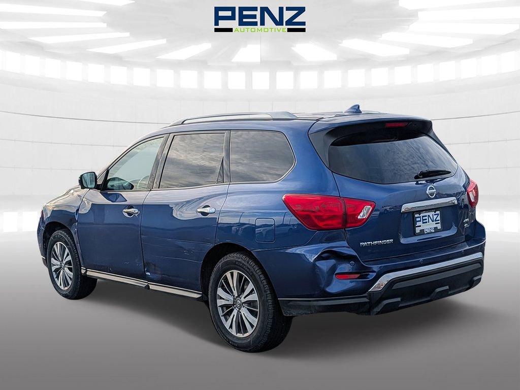 Used 2020 Nissan Pathfinder SL AWD/4WD image 5