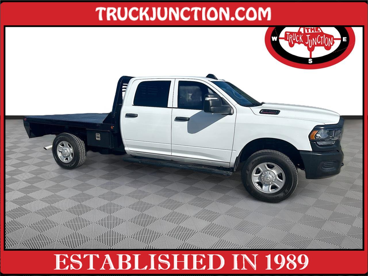 Used 2023 RAM 2500 Tradesman AWD/4WD image 1