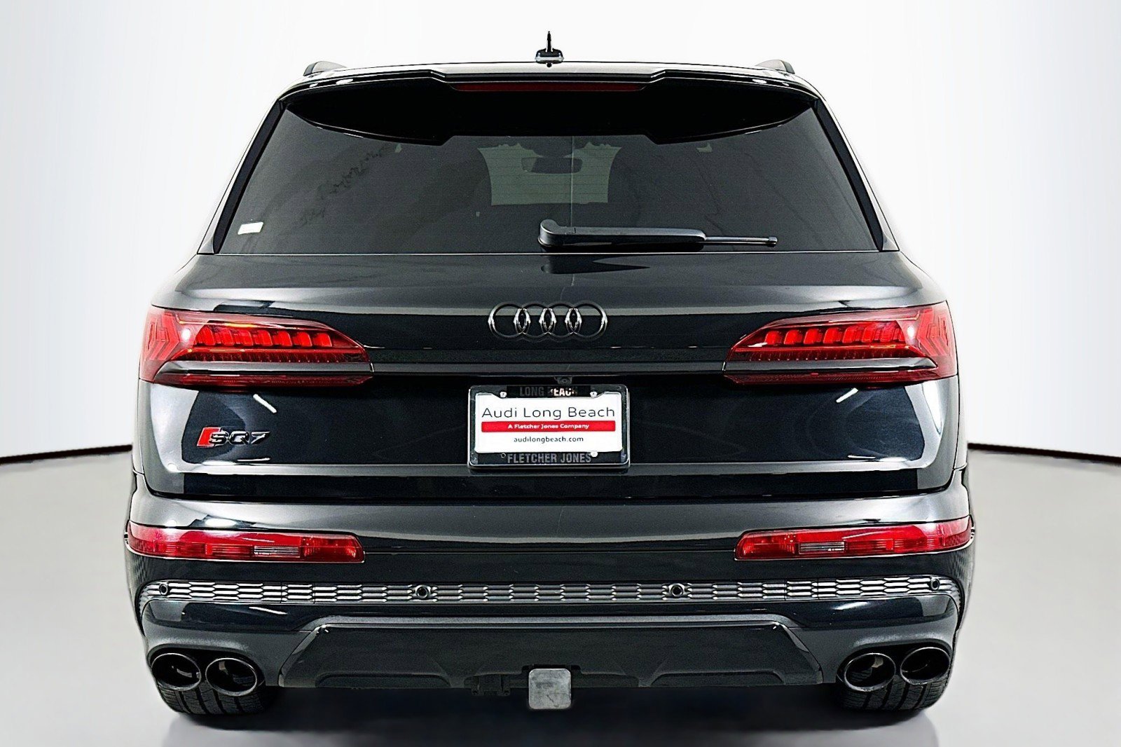 Used 2023 Audi SQ7 Prestige w/ Prestige Package image 3
