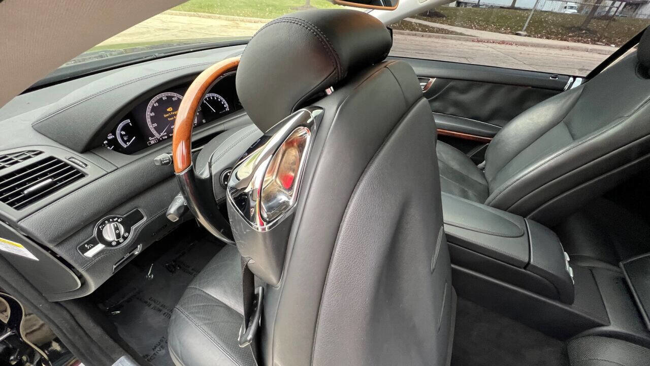 Used 2010 Mercedes-Benz CL 550 CL 550 4MATIC AWD 2dr Coupe image 17