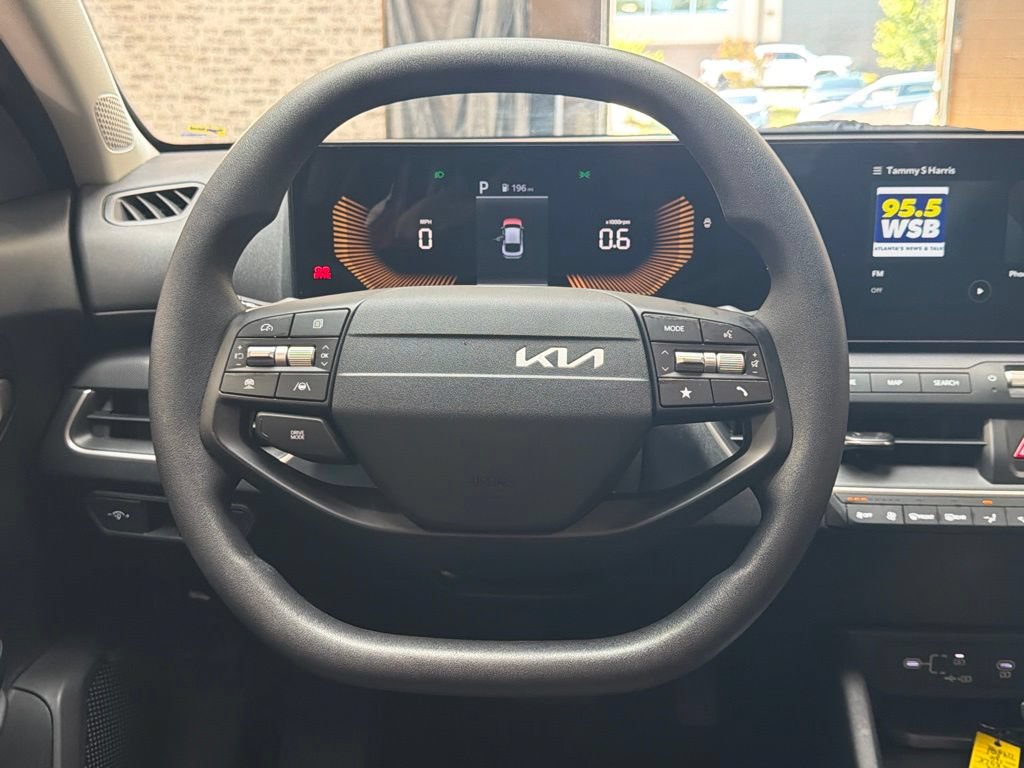 Used 2025 Kia K4 FWD image 19