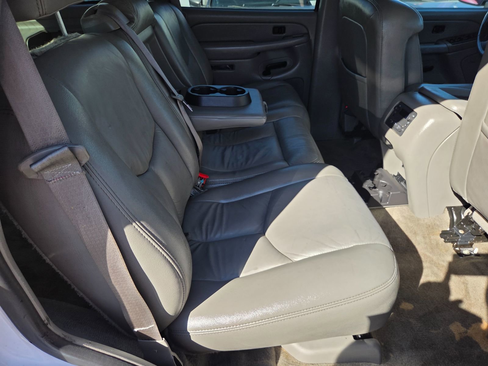 Used 2005 Chevrolet Tahoe LS w/ Preferred Equipment Group image 15