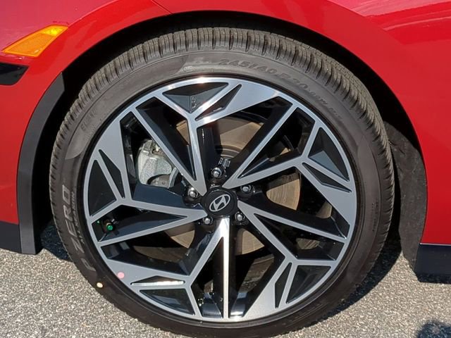 Used 2023 Hyundai Ioniq 6 SEL image 11