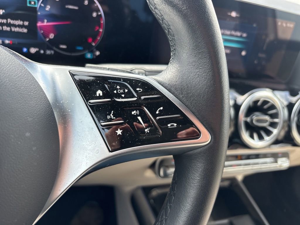 Used 2024 Mercedes-Benz GLA 250 GLA 250 image 21