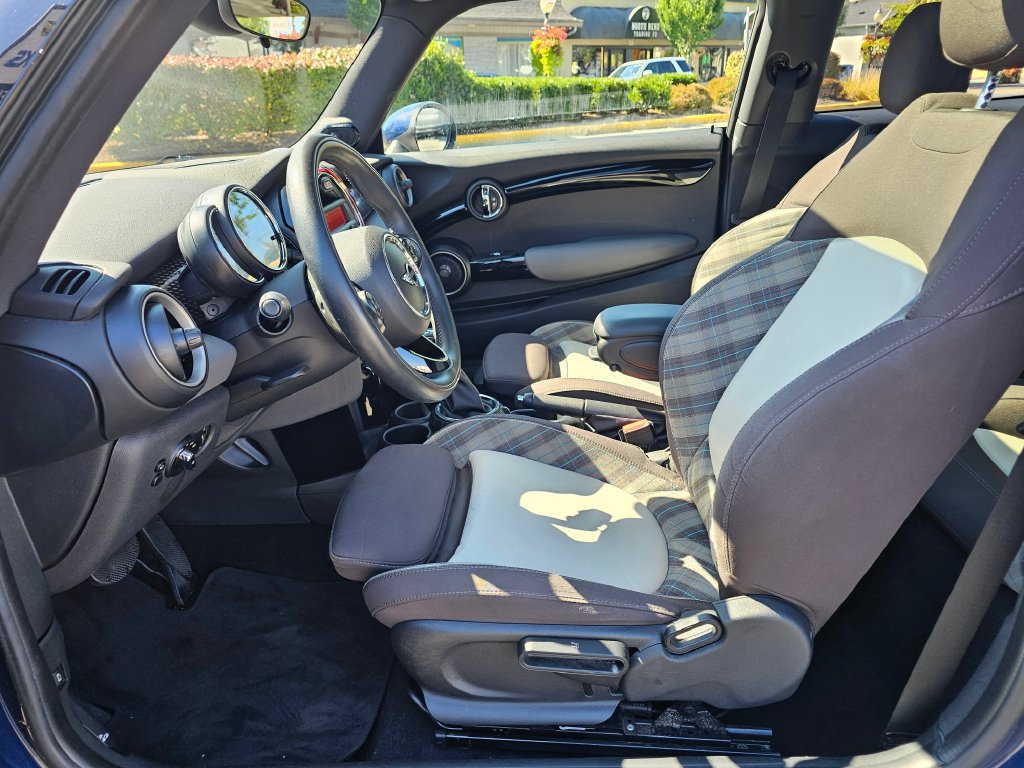 Used 2015 MINI Cooper S FWD image 16