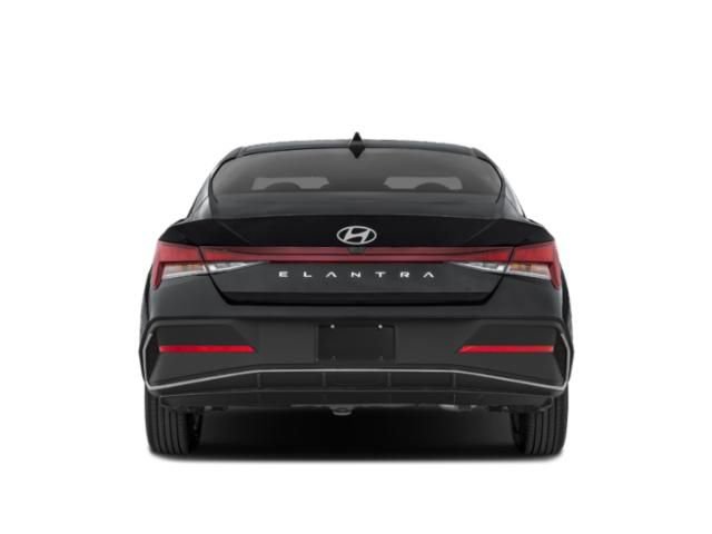 New 2026 Hyundai Elantra SE image 5