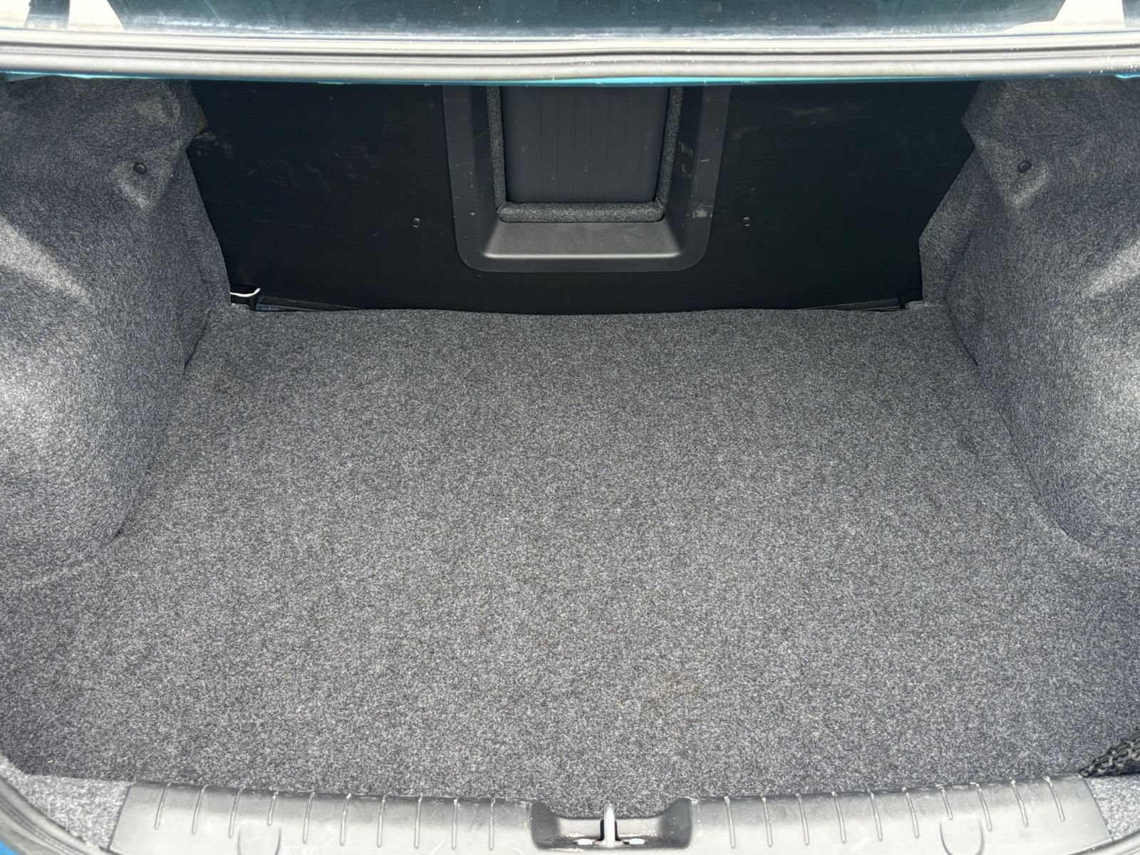 Used 2025 Kia Soul LX w/ LX Technology Package FWD image 28