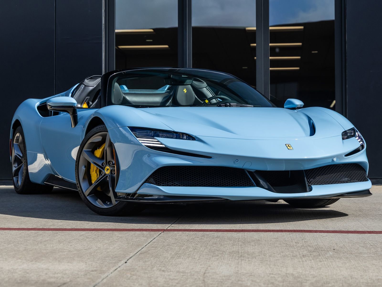 Used 2024 Ferrari SF90 Spider AWD/4WD image 2