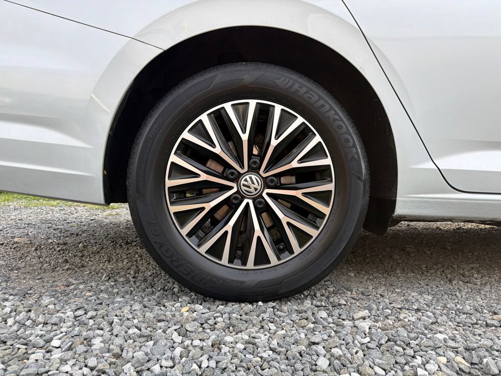 Used 2019 Volkswagen Jetta SE FWD image 13