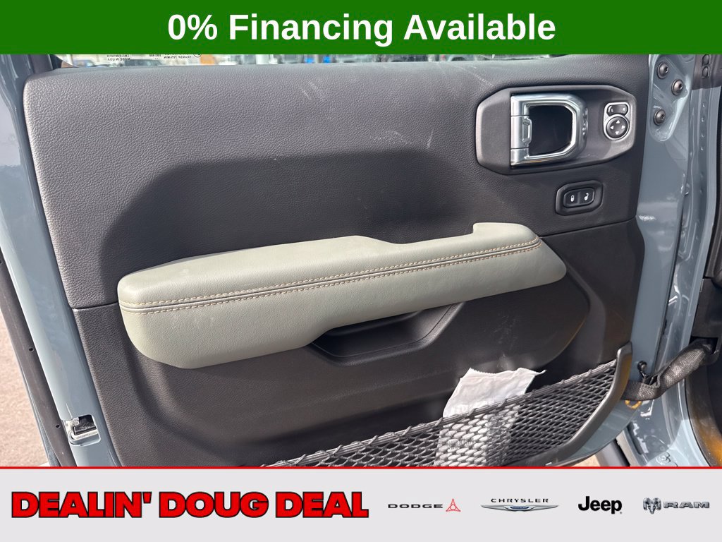 New 2026 Jeep Gladiator Mojave w/ Safety Group AWD/4WD image 11