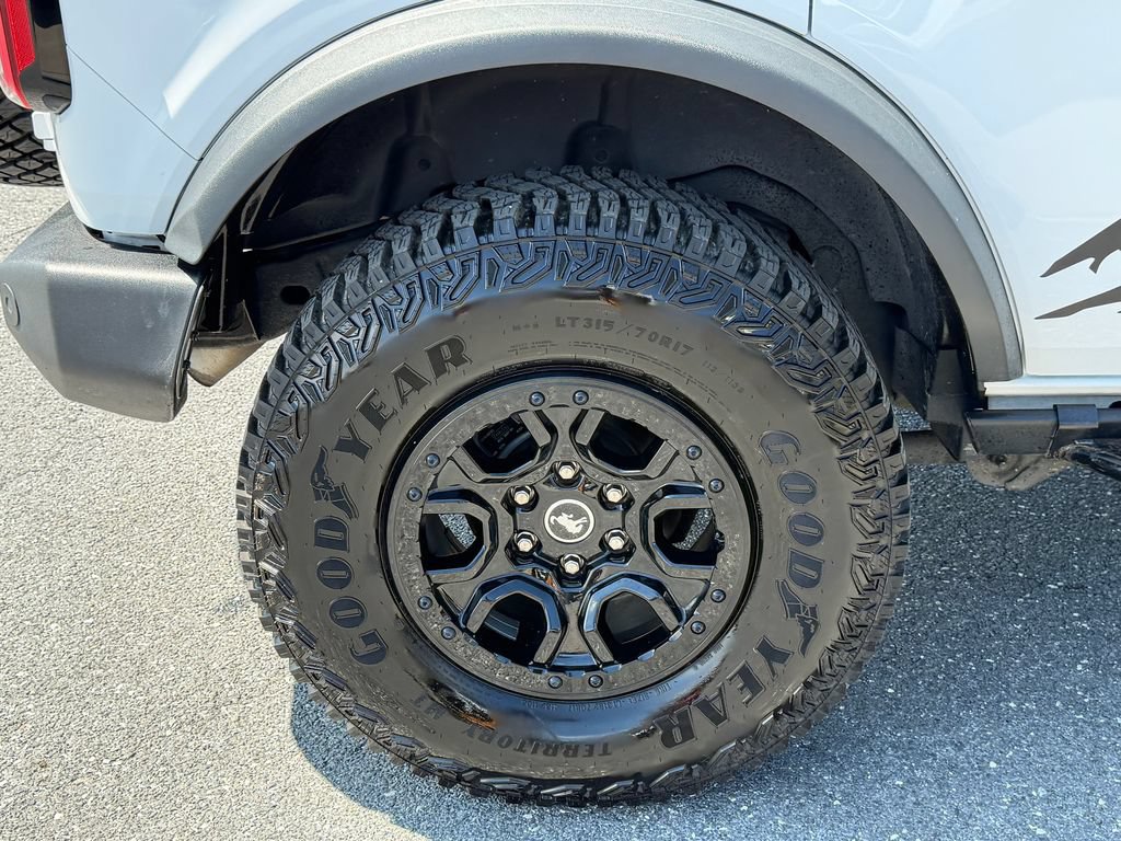 Used 2023 Ford Bronco Wildtrak AWD/4WD image 11