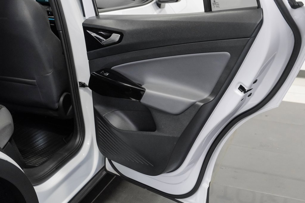 Used 2021 Volkswagen ID.4 Pro w/ ID.4 Protection Package image 45