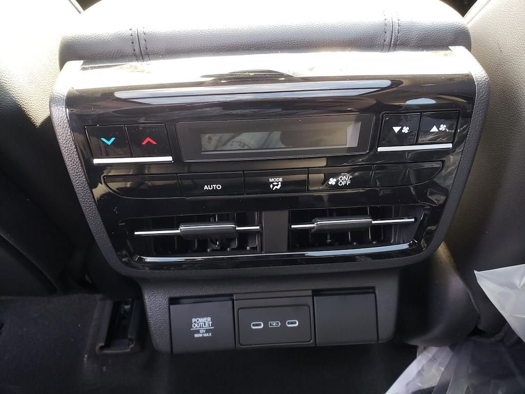 New 2026 Acura MDX SH-AWD image 7