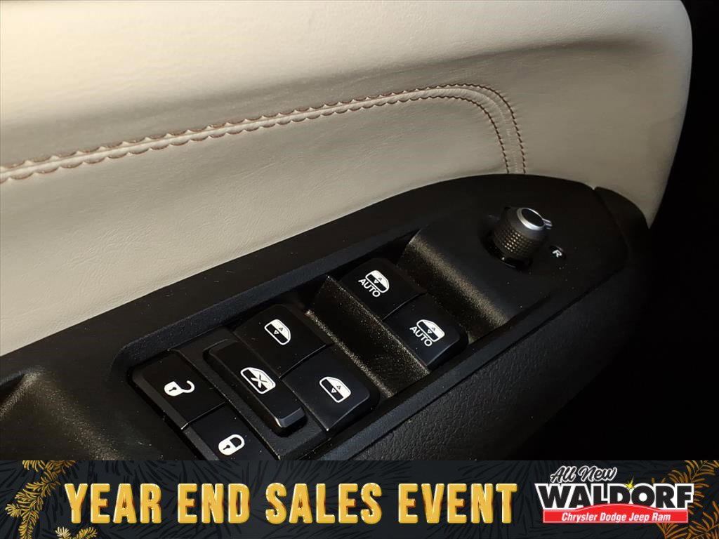 Used 2024 Jeep Compass Limited image 22