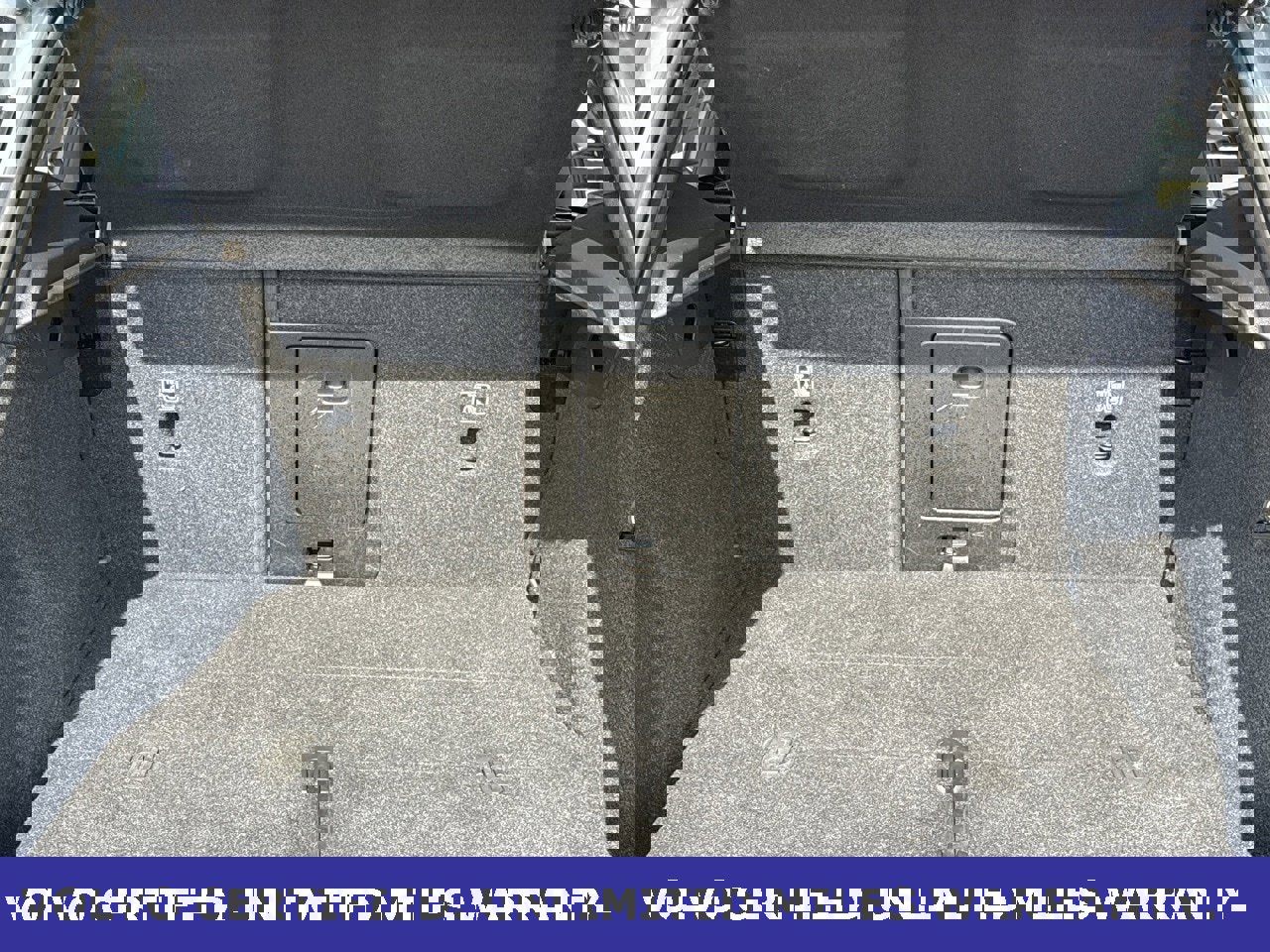 Certified 2023 Volvo XC40 B4 Plus image 35