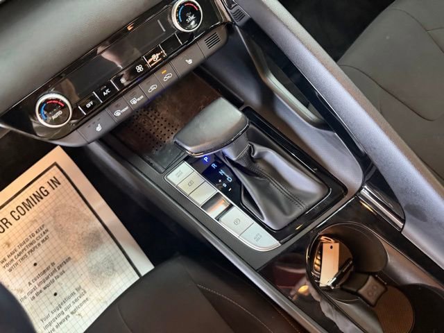 Used 2022 Hyundai Elantra SEL w/ Convenience Package image 25