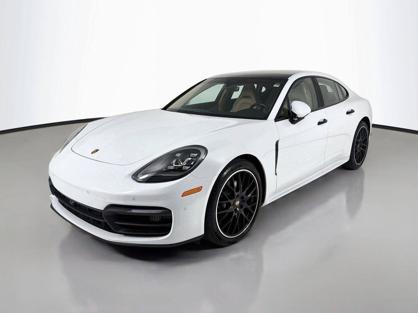 Certified 2022 Porsche Panamera 4 AWD/4WD image 1