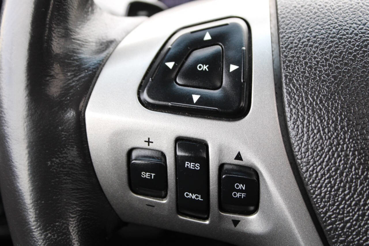 Used 2015 Ford Taurus SHO w/ Equipment Group 401A image 31