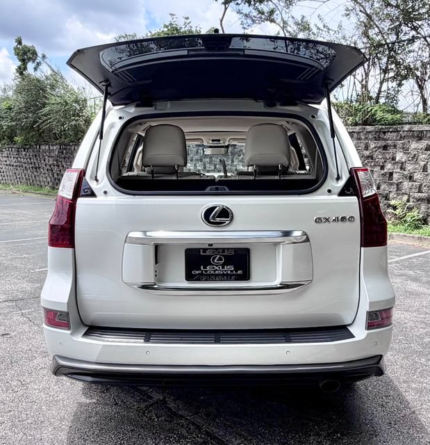 Used 2021 Lexus GX 460 Luxury w/ Sport Design Package AWD/4WD image 41