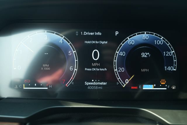 Used 2023 Jeep Grand Cherokee L Summit w/ Advanced Protech Group IV AWD/4WD image 33