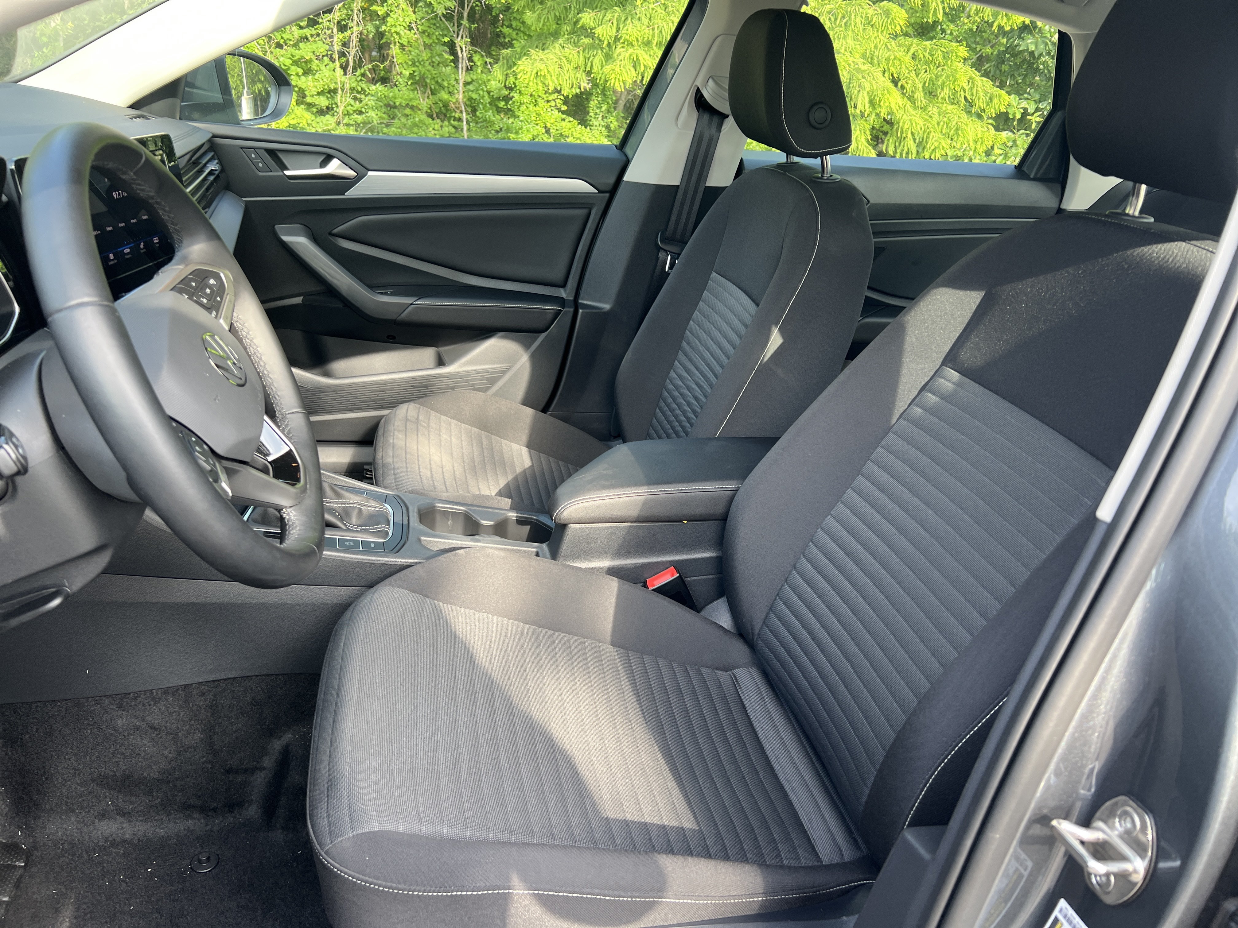 Certified 2025 Volkswagen Jetta S FWD image 15