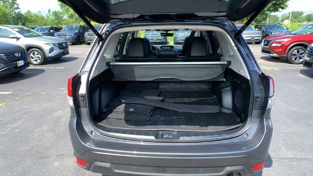 Used 2023 Subaru Forester Limited AWD/4WD image 27