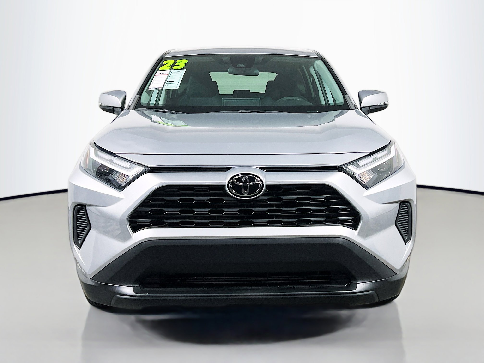 Used 2023 Toyota RAV4 LE image 11