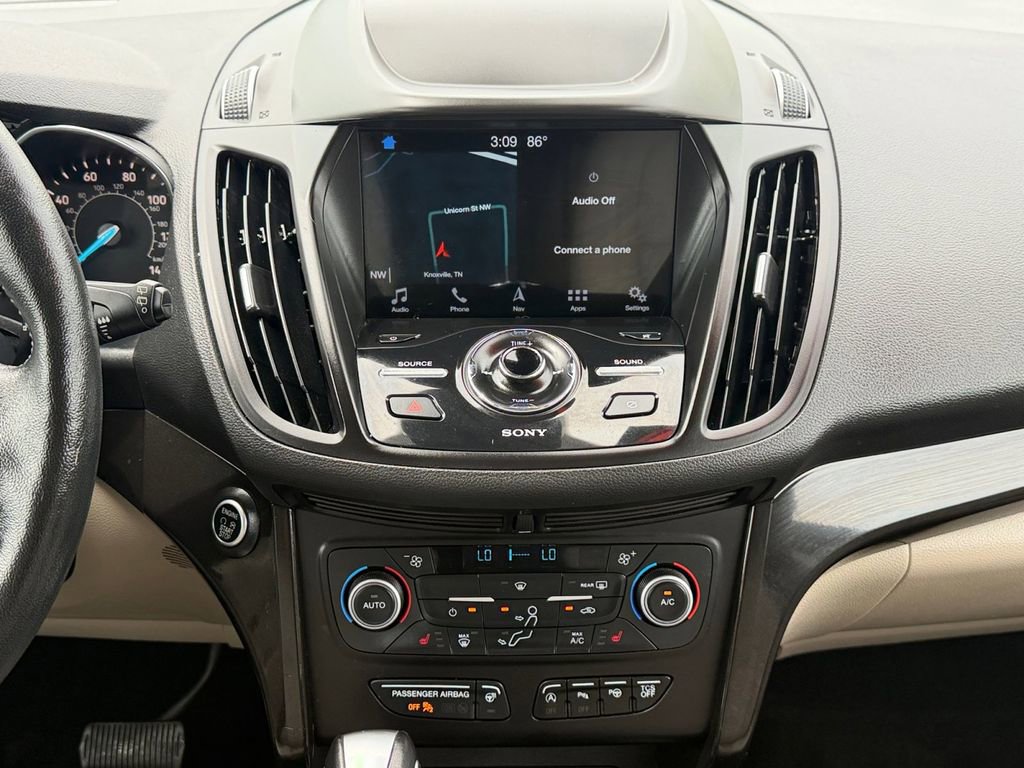 Used 2019 Ford Escape Titanium FWD image 14