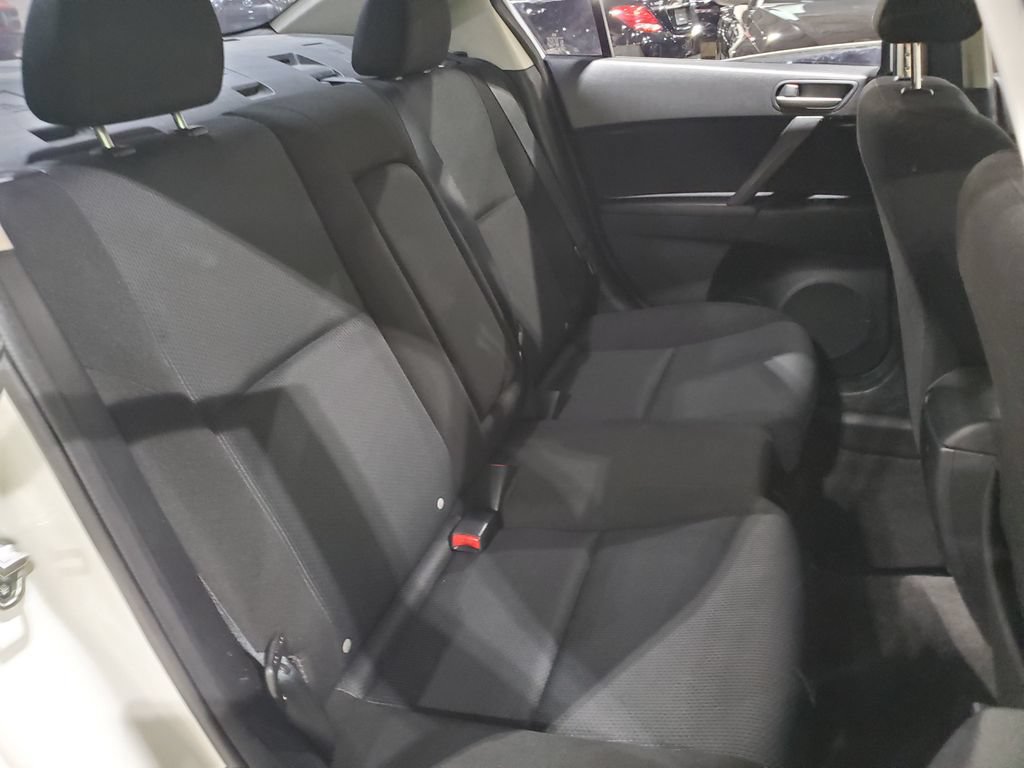 Used 2011 MAZDA MAZDA3 i Touring FWD image 15