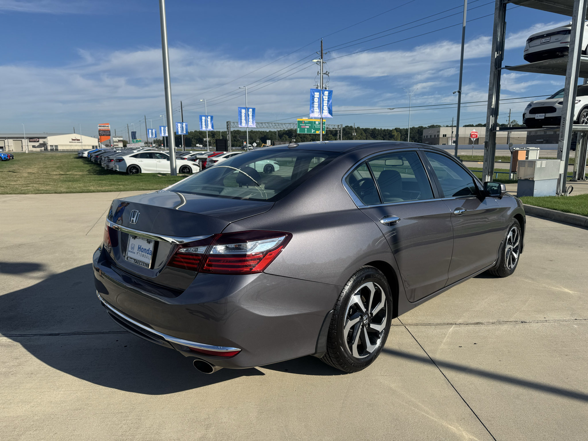 Used 2016 Honda Accord EX-L image 8