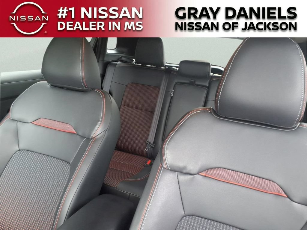 Certified 2025 Nissan Kicks SR AWD/4WD image 28