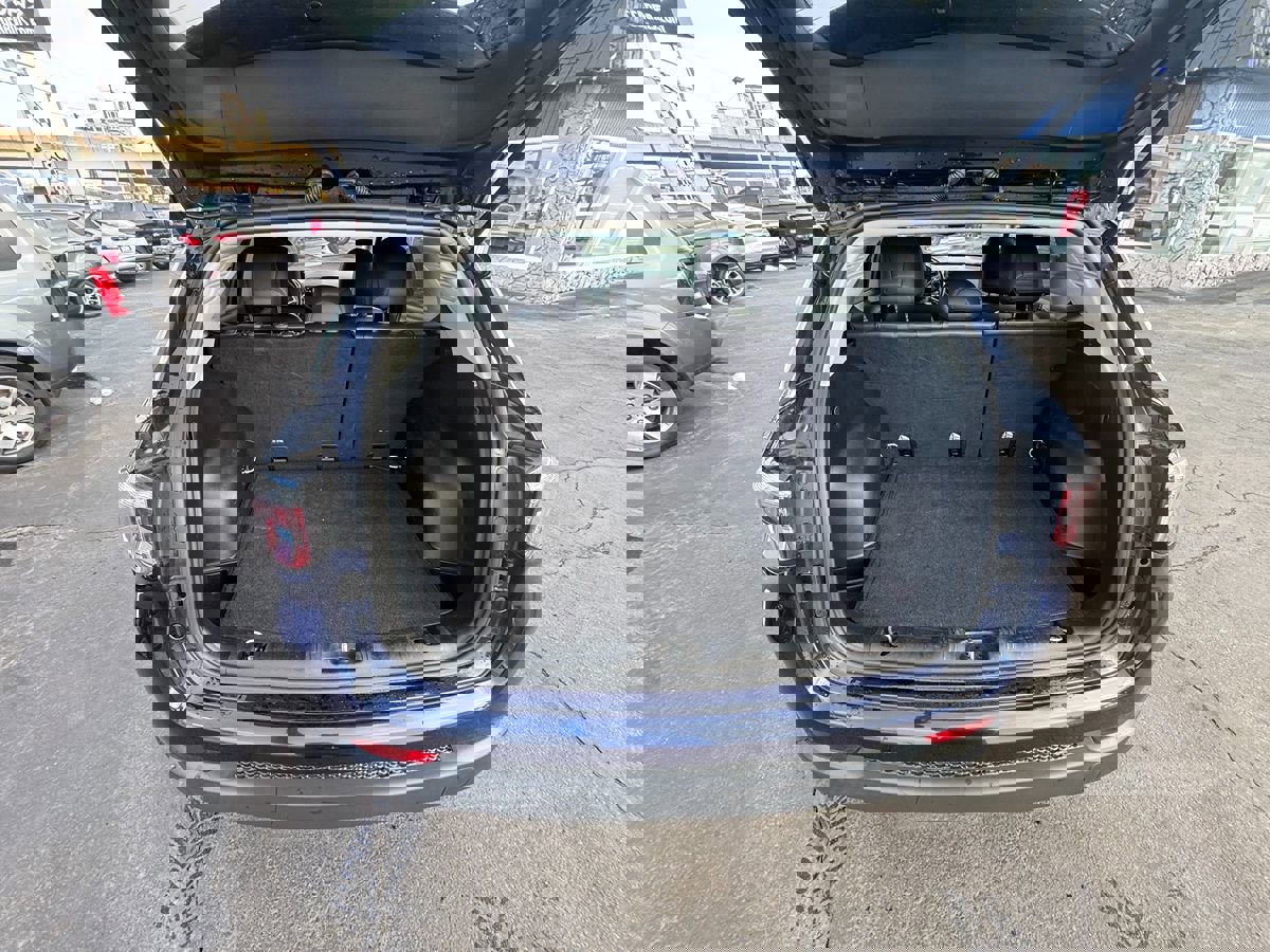 Used 2019 Jeep Compass Limited image 8