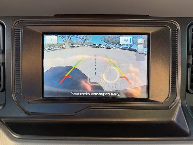 Used 2021 Ford Bronco Black Diamond image 16