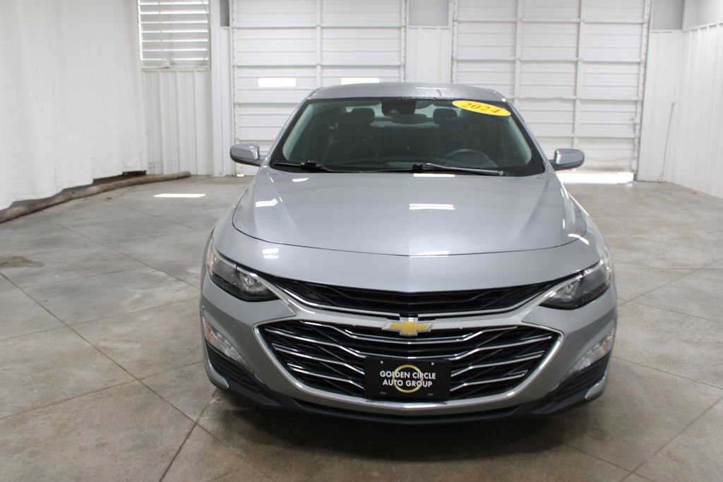 Used 2024 Chevrolet Malibu LT image 3