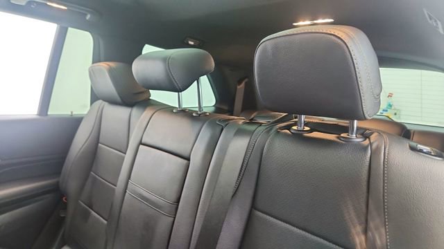 Used 2025 Mercedes-Benz GLS 450 4MATIC image 37