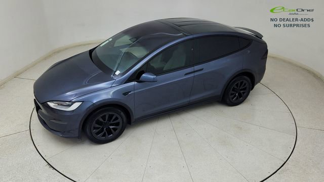 Used 2023 Tesla Model X image 81