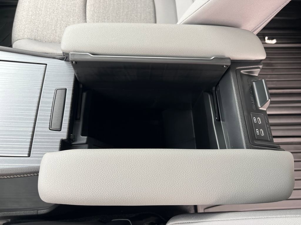 New 2025 Toyota Sienna LE image 25